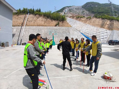 公司舉辦“慶五一、迎五四”職工文體活動(dòng)